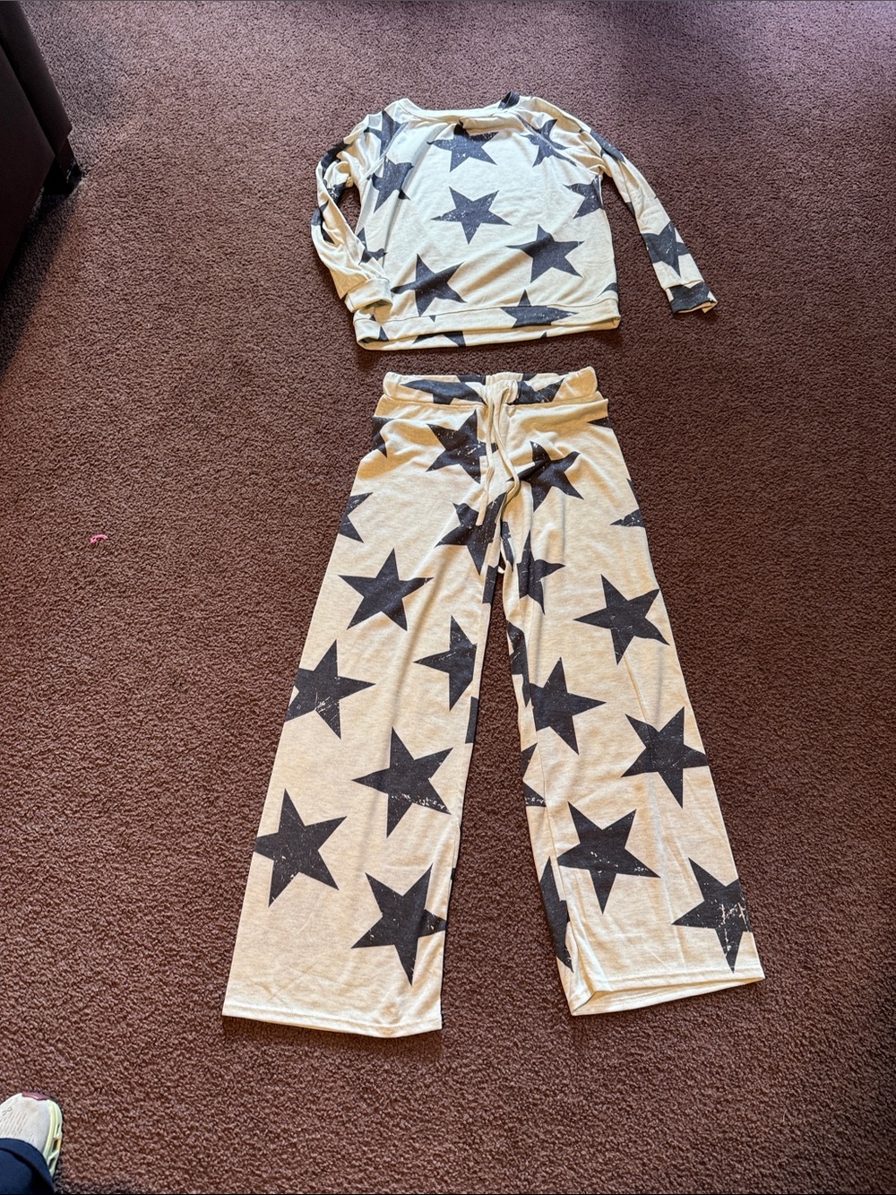 Women’s 2pc  Star Print Cream and Navy Lounge Set